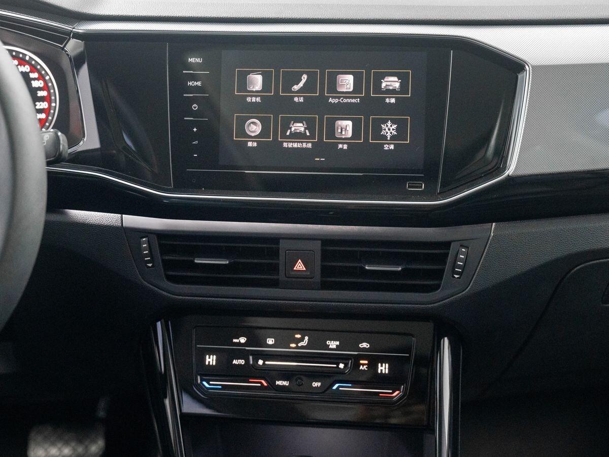 Volkswagen Tayron 2022 - фото автомобиля