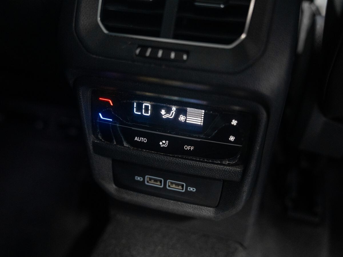 Volkswagen Tayron 2022 - фото автомобиля