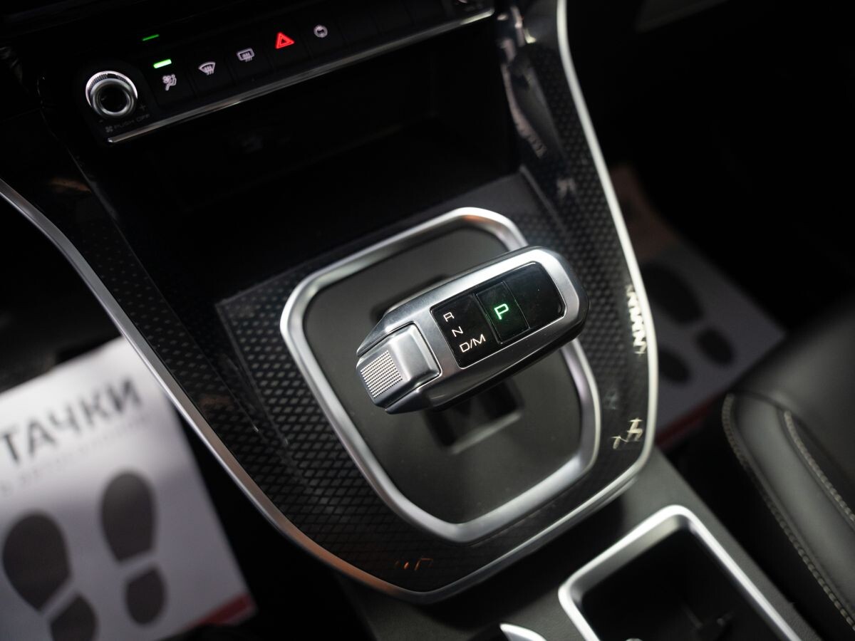 Haval M6 2022 - фото автомобиля