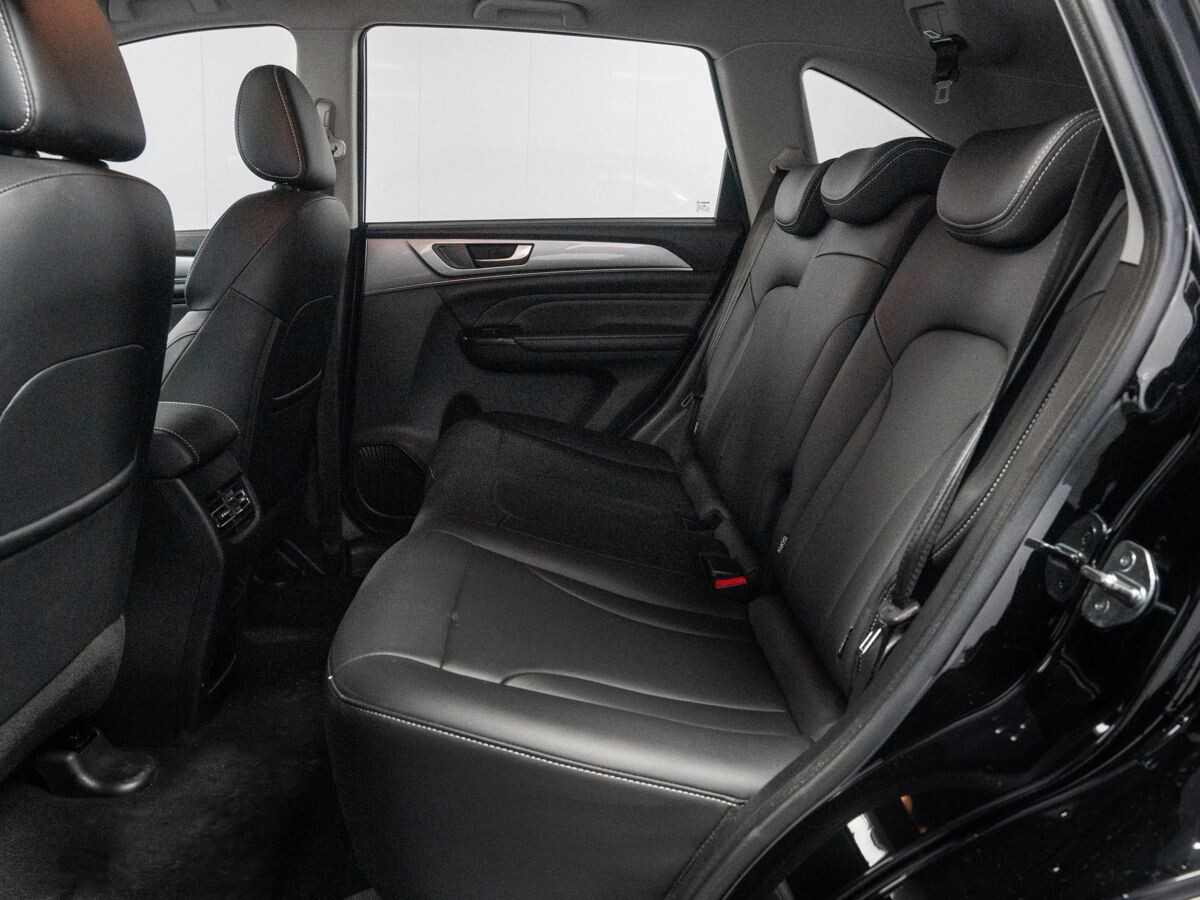 Haval M6 2022 - фото автомобиля