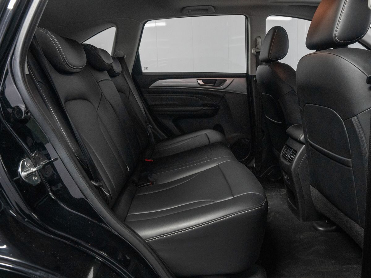 Haval M6 2022 - фото автомобиля