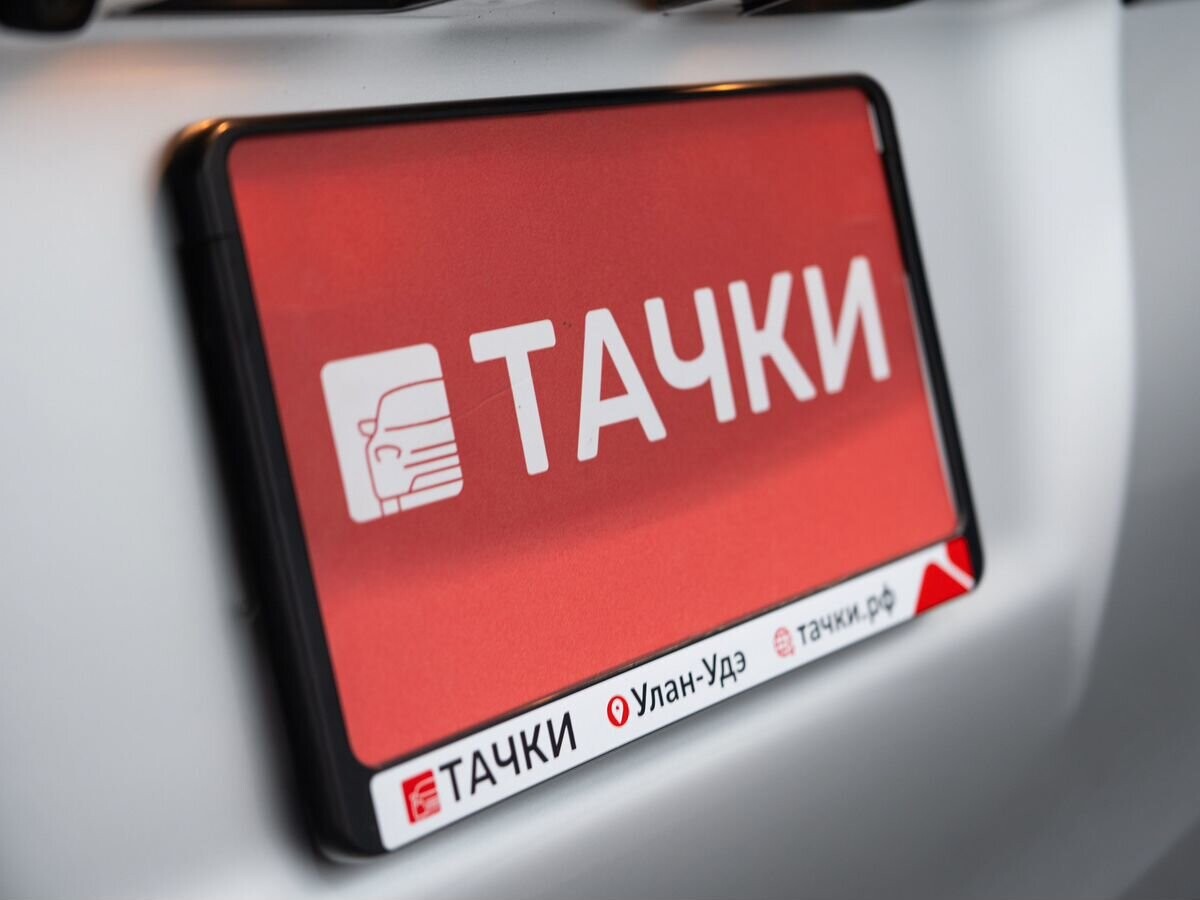 Toyota Noah 2018 - фото автомобиля