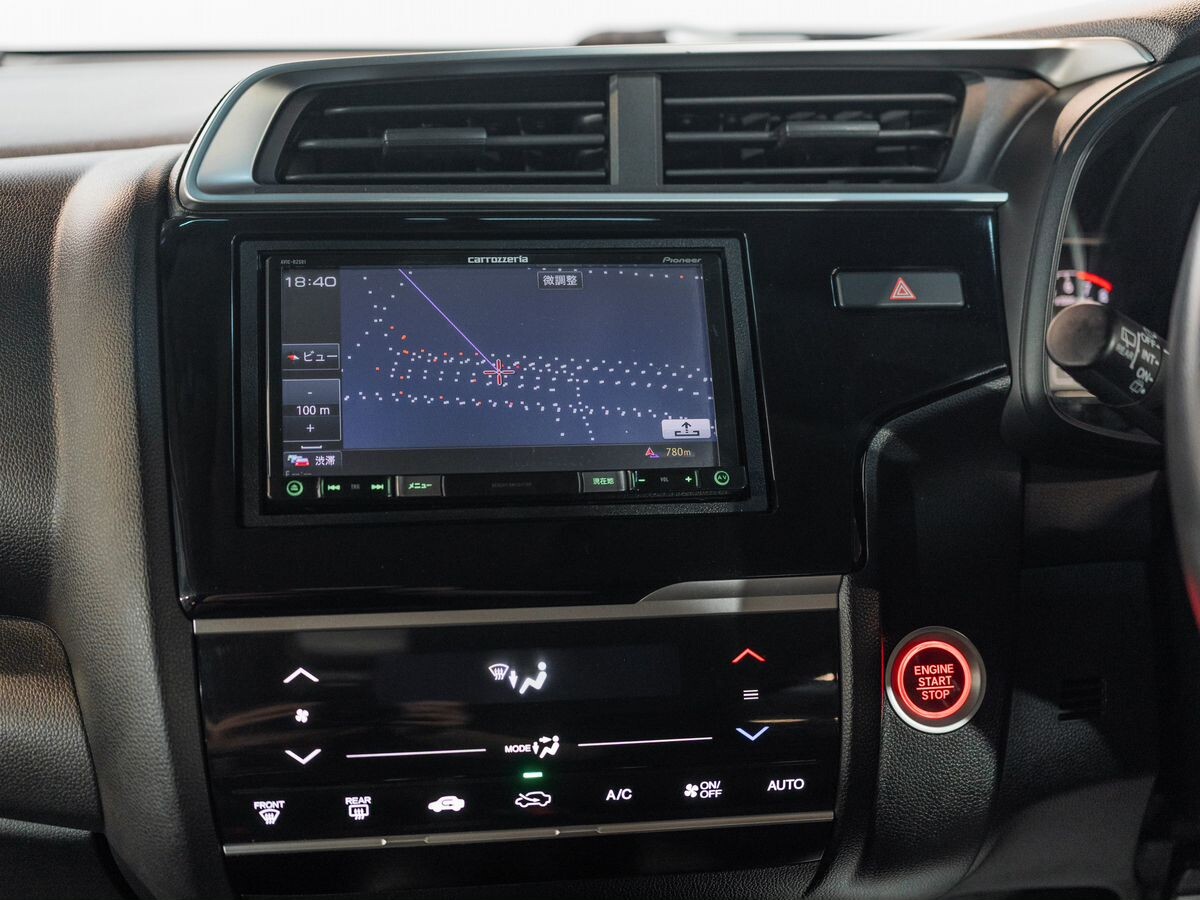 Honda Fit 2018 - фото автомобиля