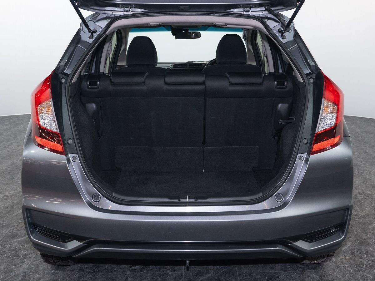 Honda Fit 2018 - фото автомобиля