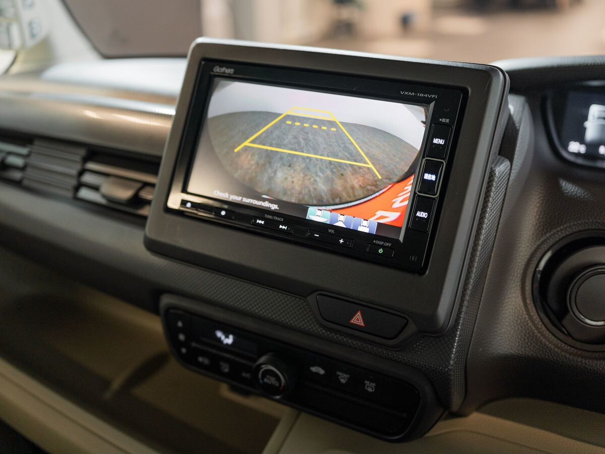 Honda N-BOX 2017 - фото автомобиля