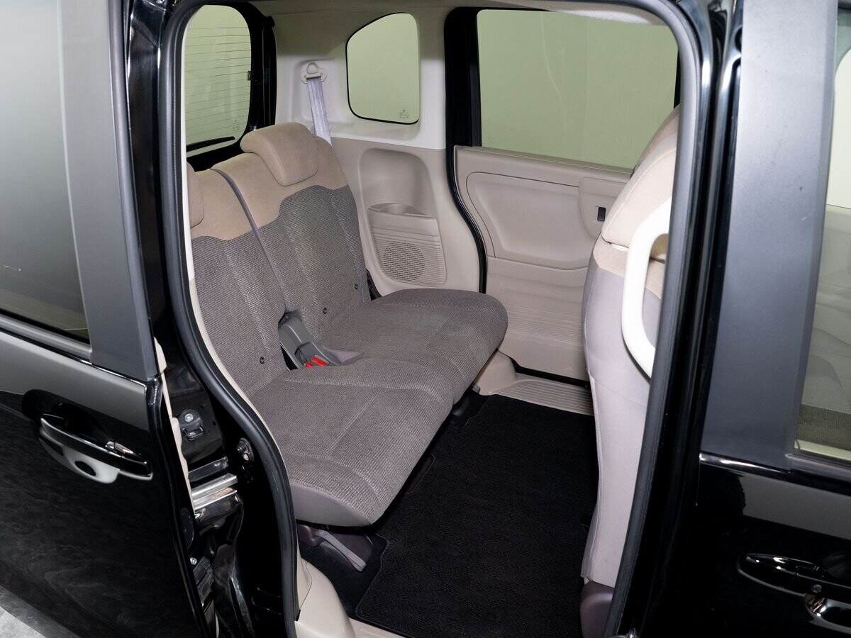 Honda N-BOX 2017 - фото автомобиля