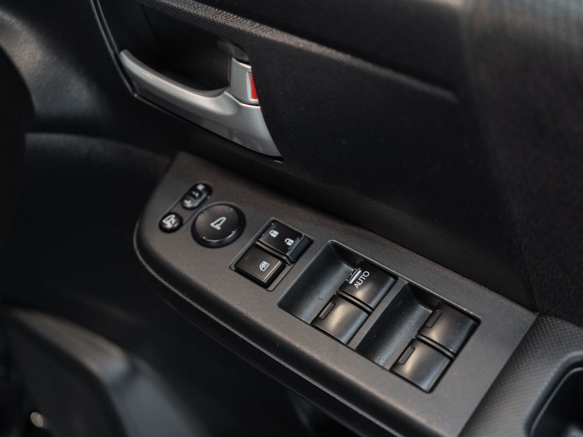 Honda Stepwgn 2013 - фото автомобиля