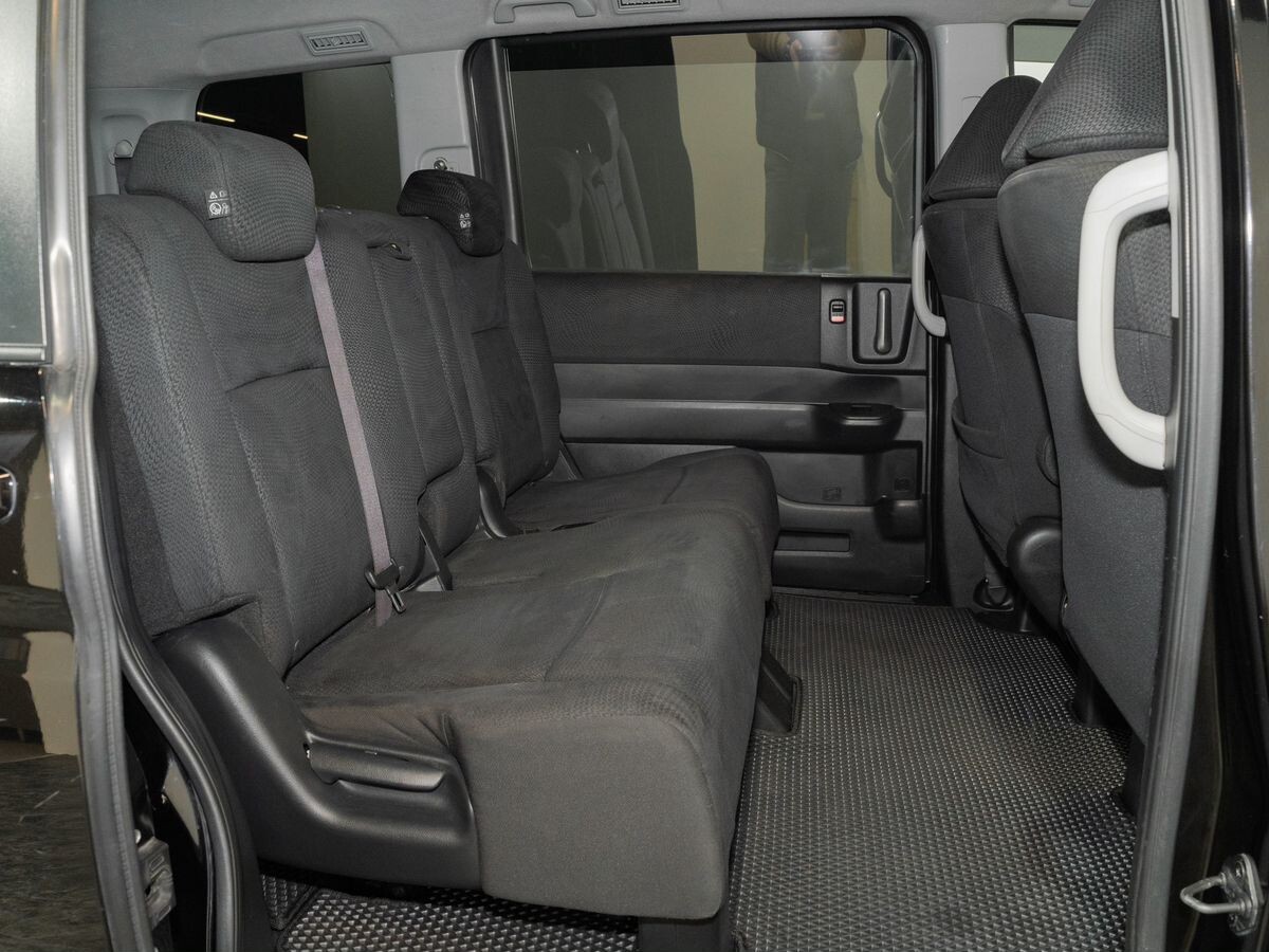 Honda Stepwgn 2013 - фото автомобиля