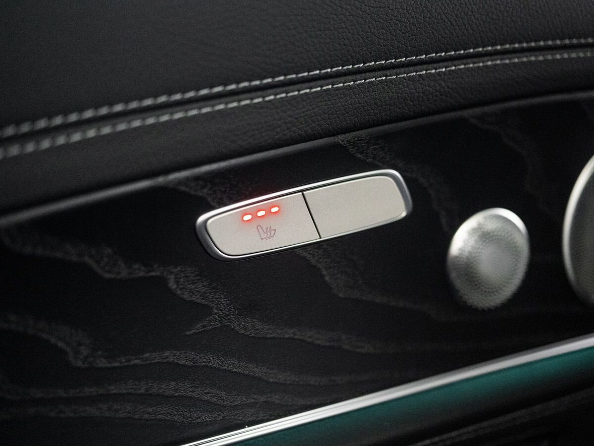 Mercedes-Benz E-Класс 2019 - фото автомобиля