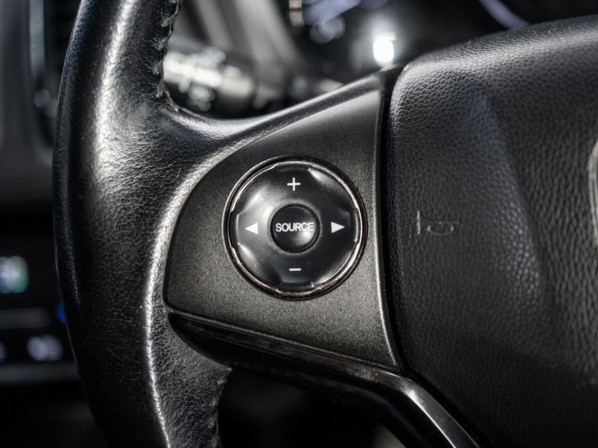 Honda Vezel 2014 - фото автомобиля