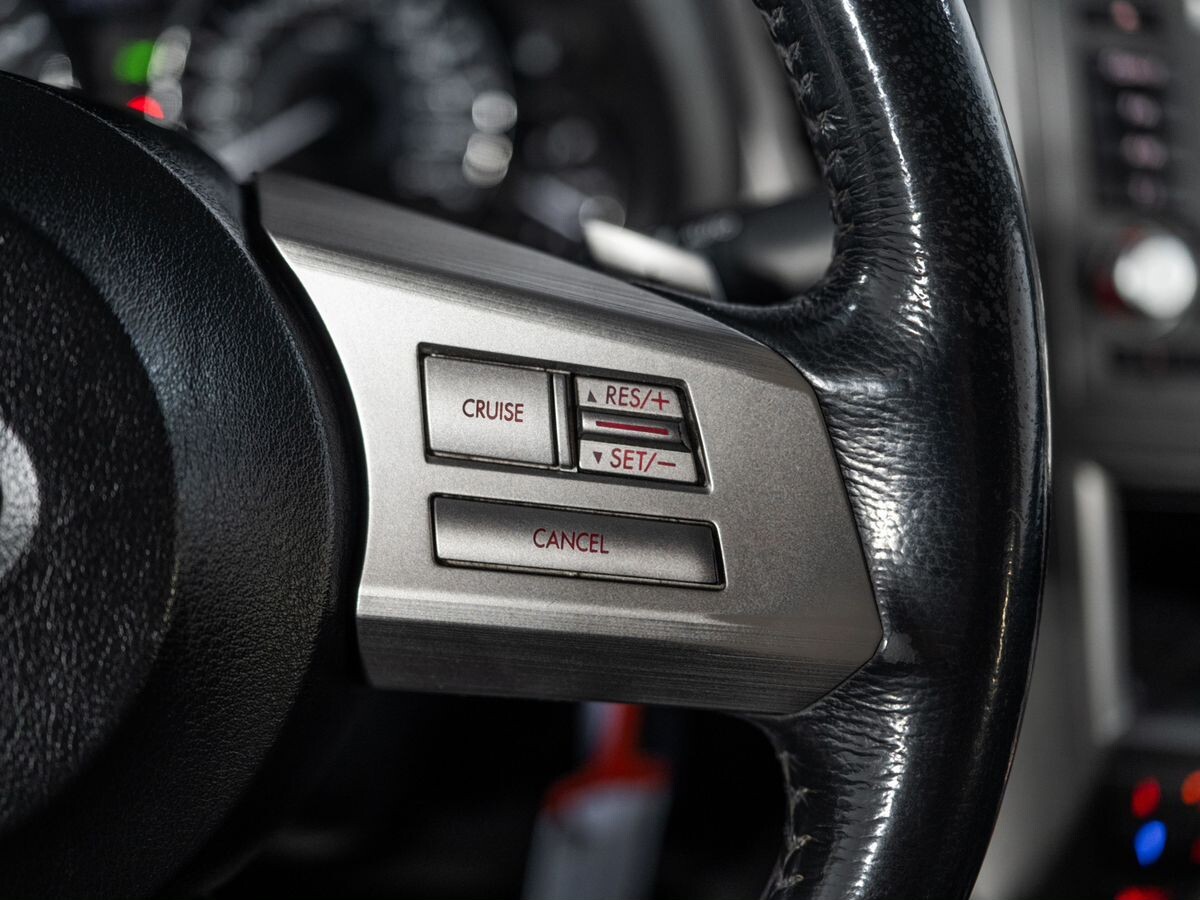 Subaru Legacy 2011 - фото автомобиля