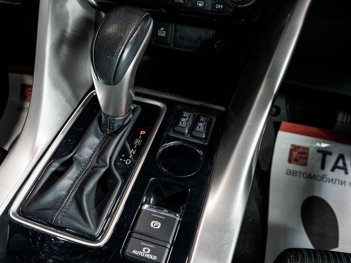 Mitsubishi Eclipse Cross 2019 - фото автомобиля