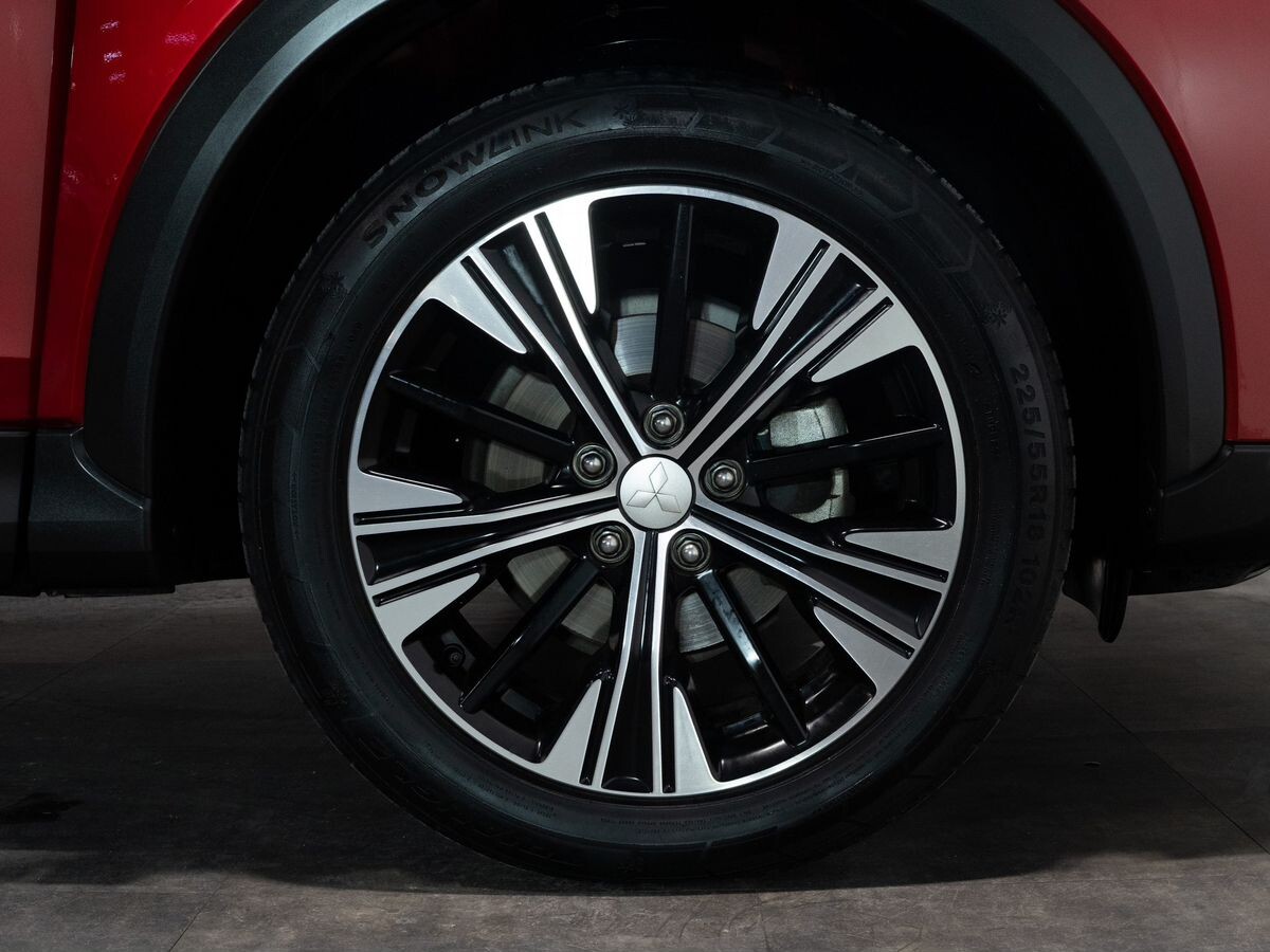 Mitsubishi Eclipse Cross 2019 - фото автомобиля