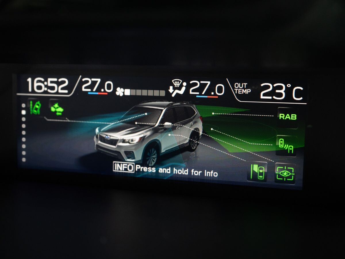 Subaru Forester 2021 - фото автомобиля