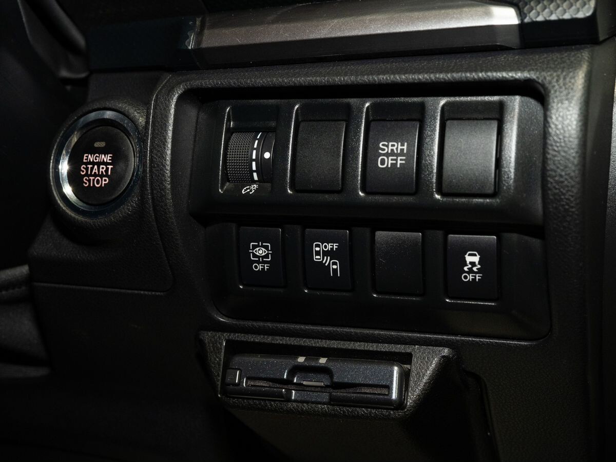 Subaru Forester 2021 - фото автомобиля