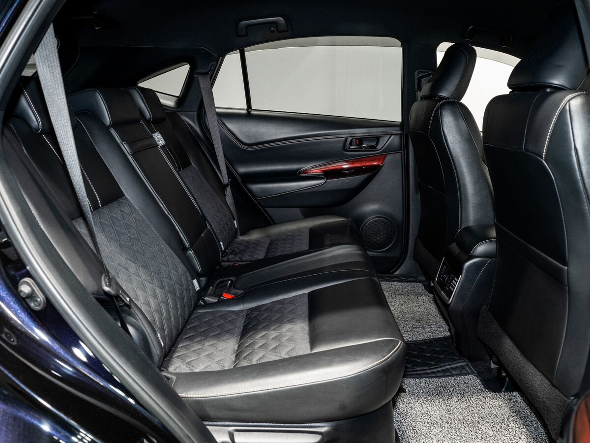 Toyota Harrier 2015 - фото автомобиля