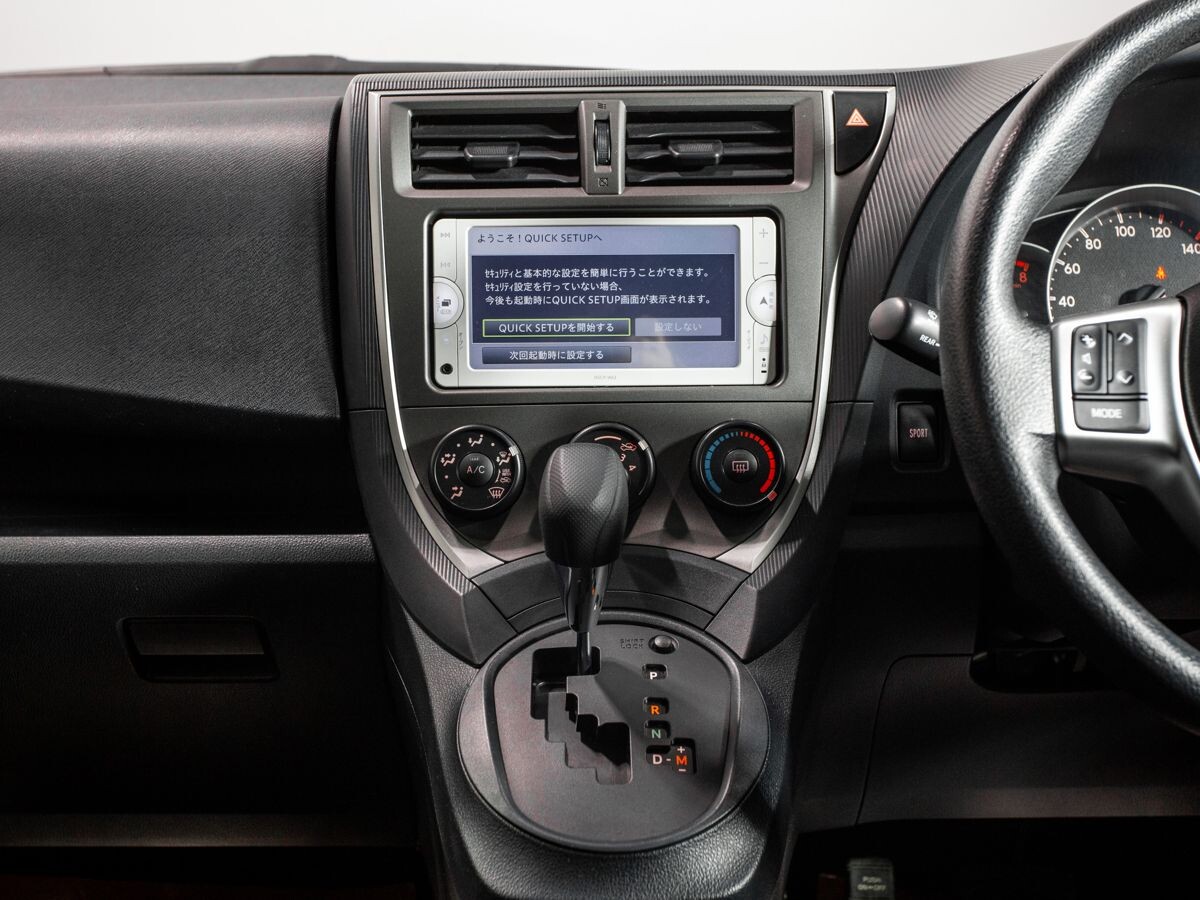 Toyota Ractis 2013 - фото автомобиля