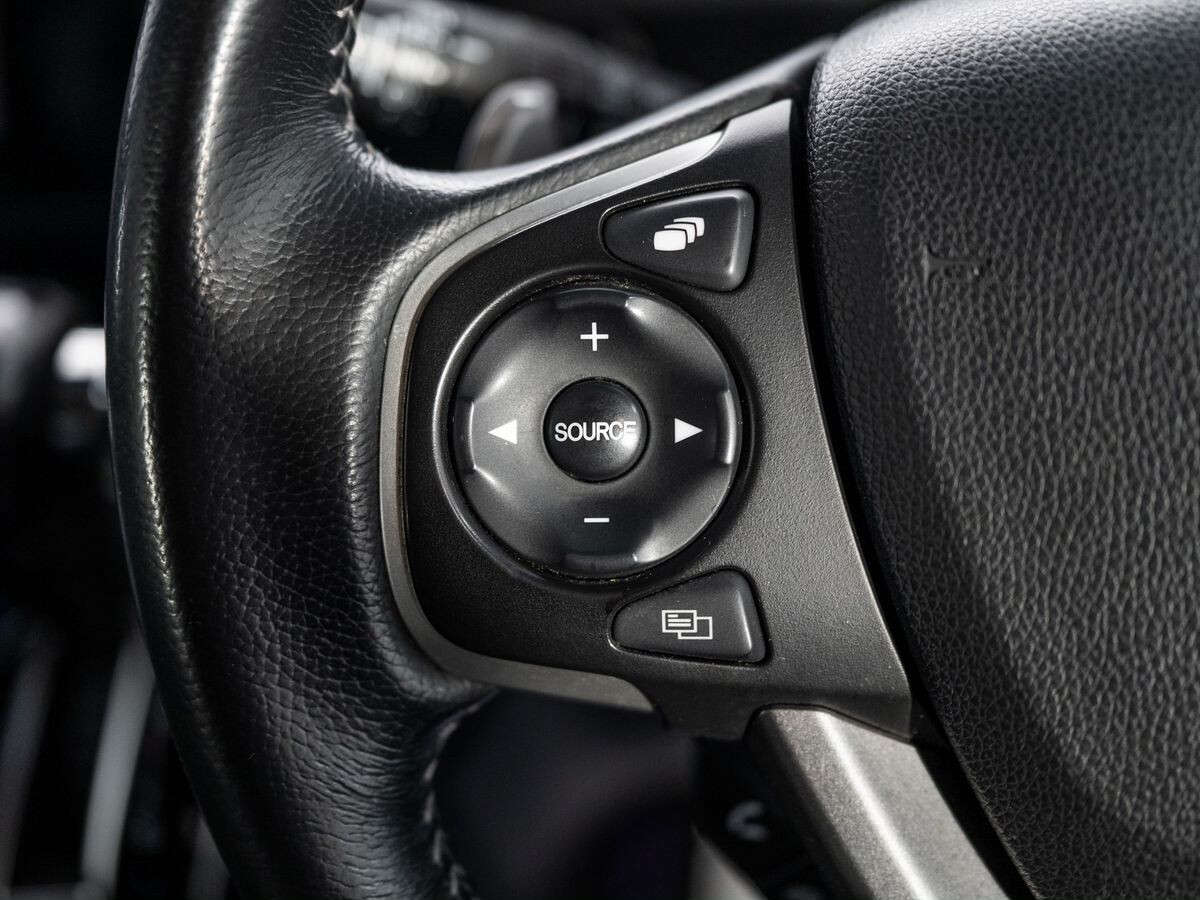 Honda Stepwgn 2015 - фото автомобиля