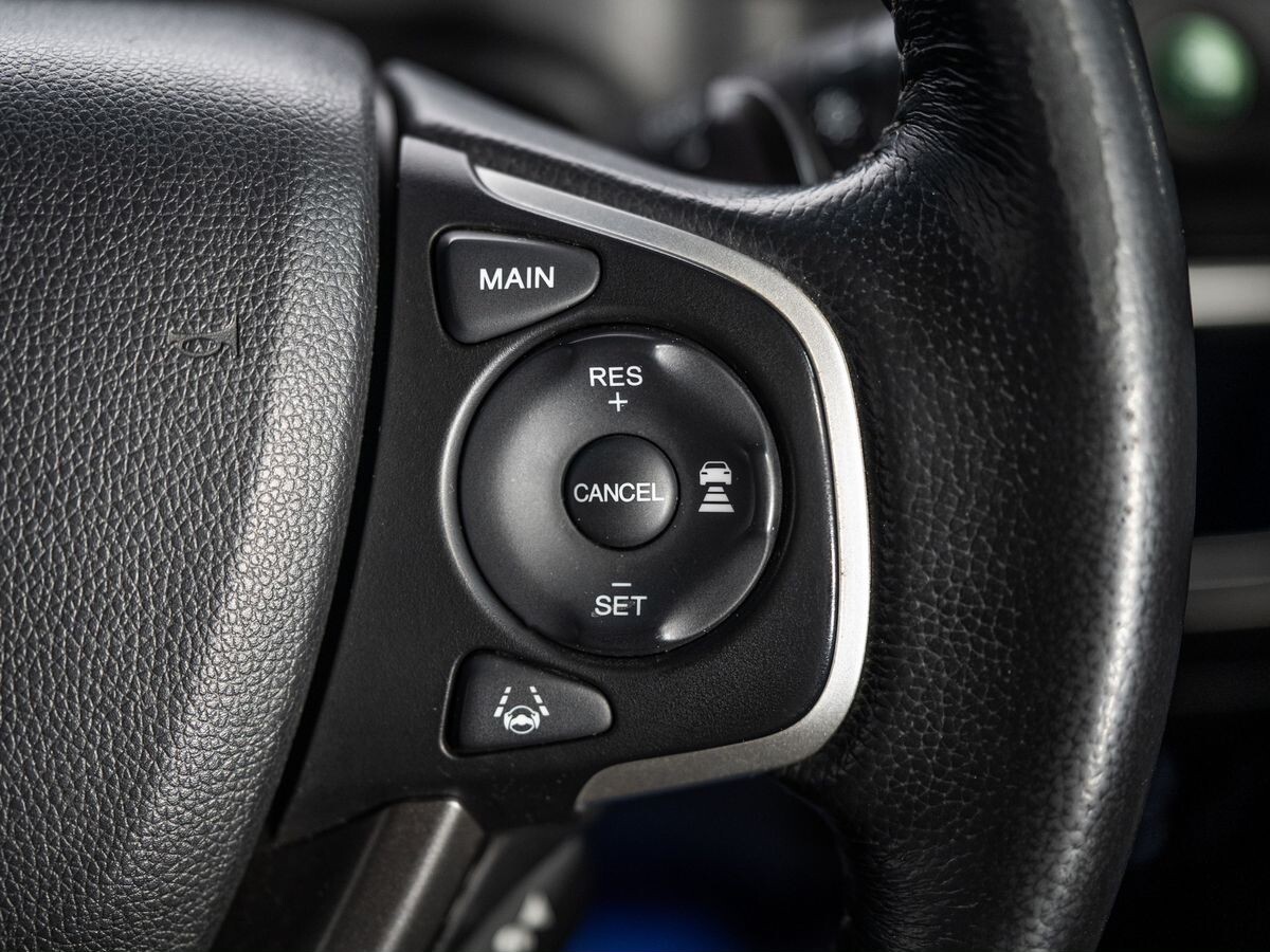 Honda Stepwgn 2015 - фото автомобиля