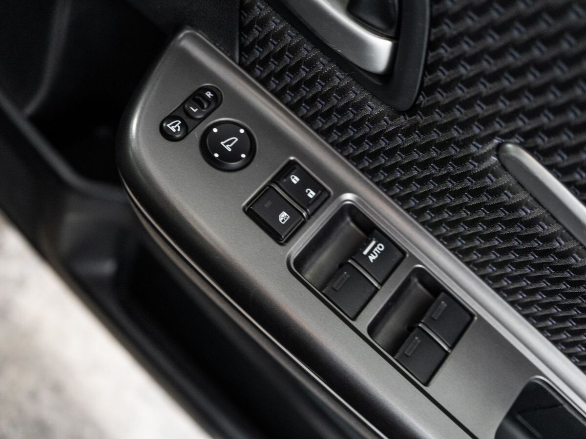 Honda Stepwgn 2015 - фото автомобиля