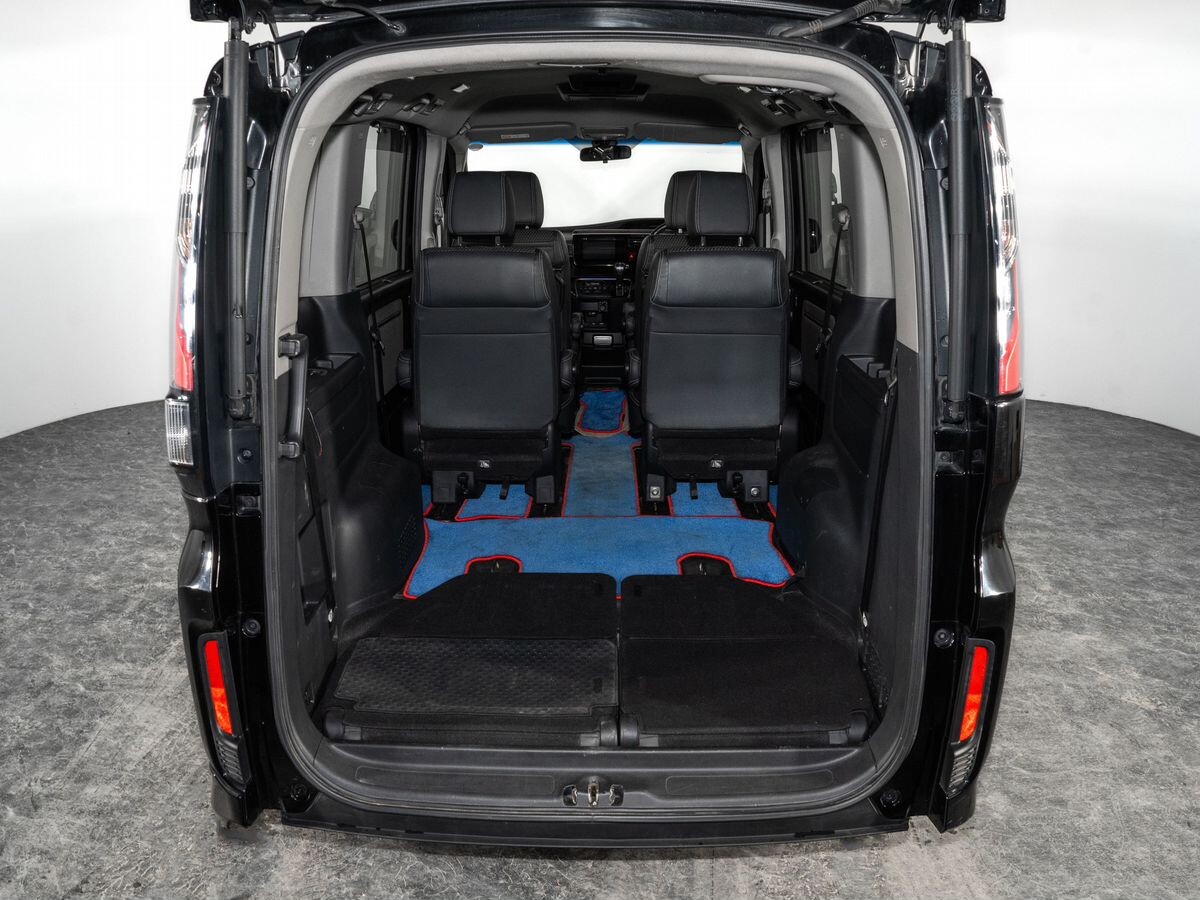 Honda Stepwgn 2015 - фото автомобиля