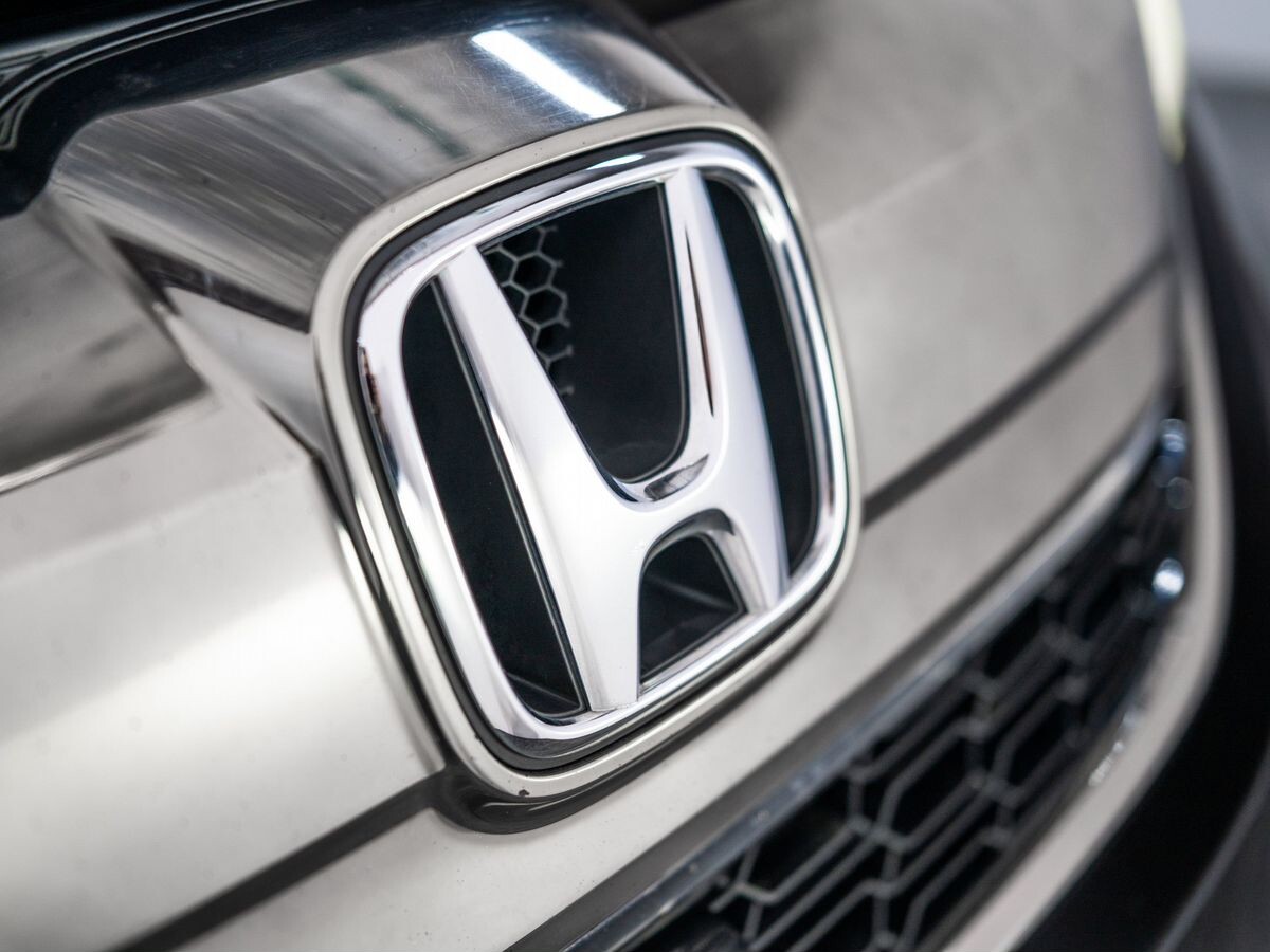 Honda Stepwgn 2015 - фото автомобиля