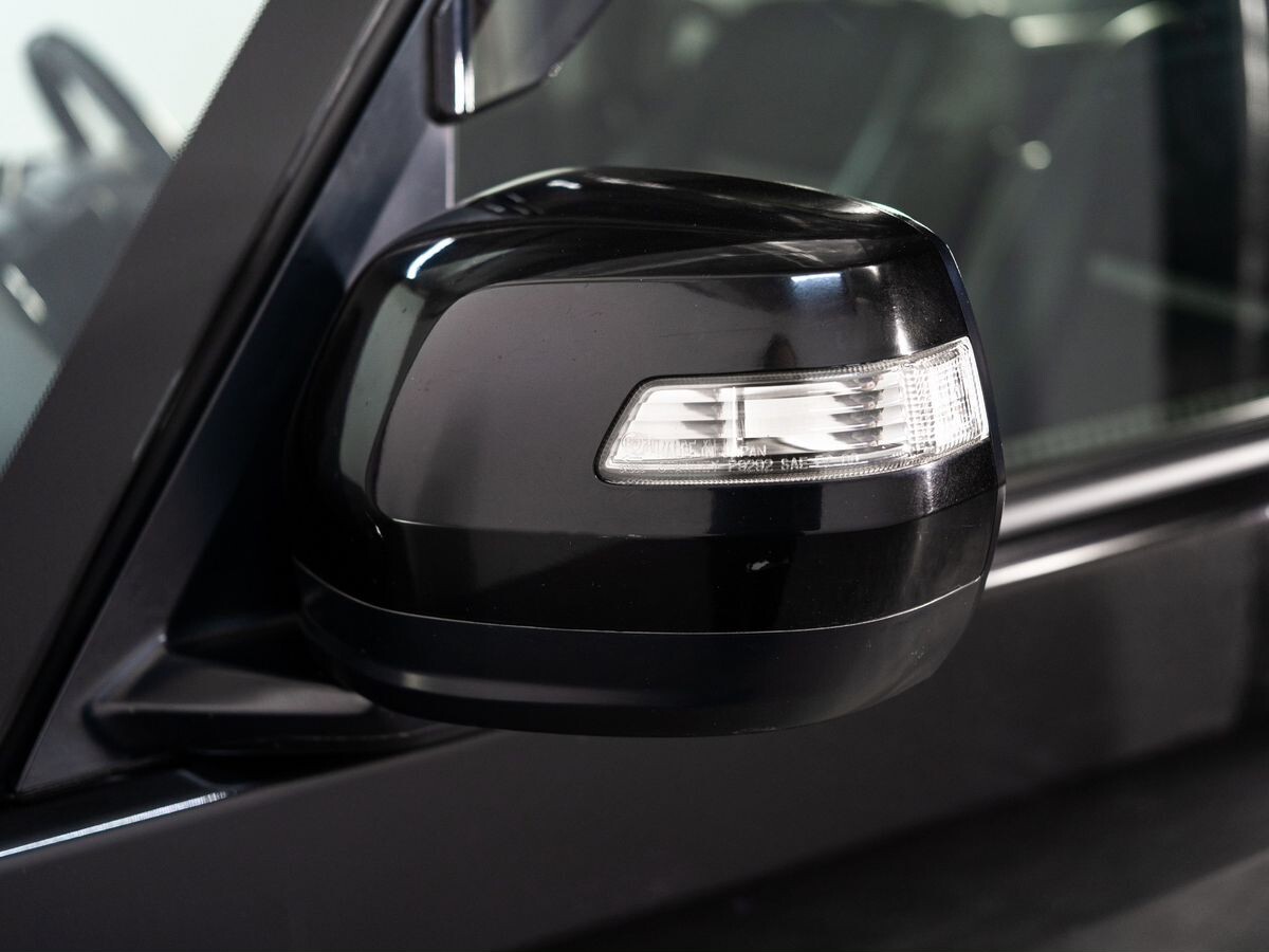 Honda Stepwgn 2015 - фото автомобиля