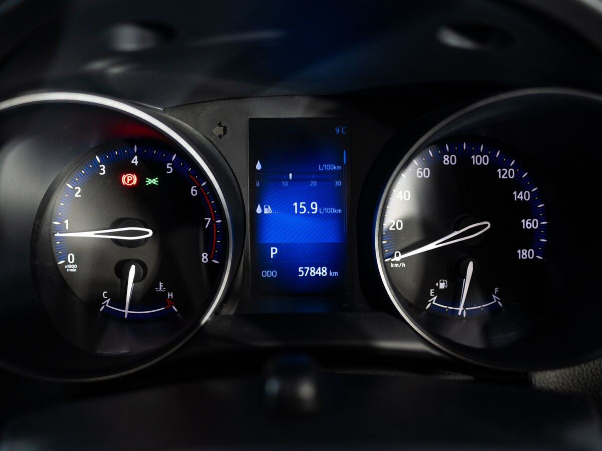 Toyota C-HR 2018 - фото автомобиля