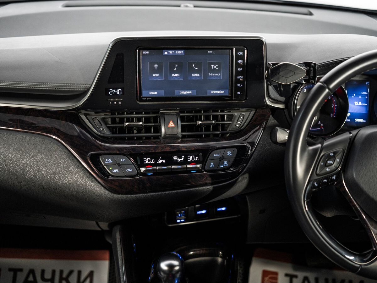 Toyota C-HR 2018 - фото автомобиля