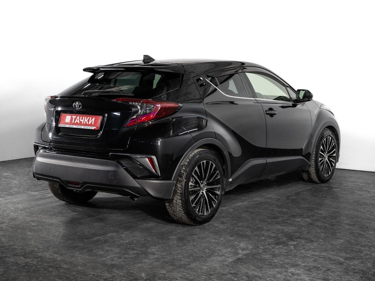 Toyota C-HR 2018 - фото автомобиля