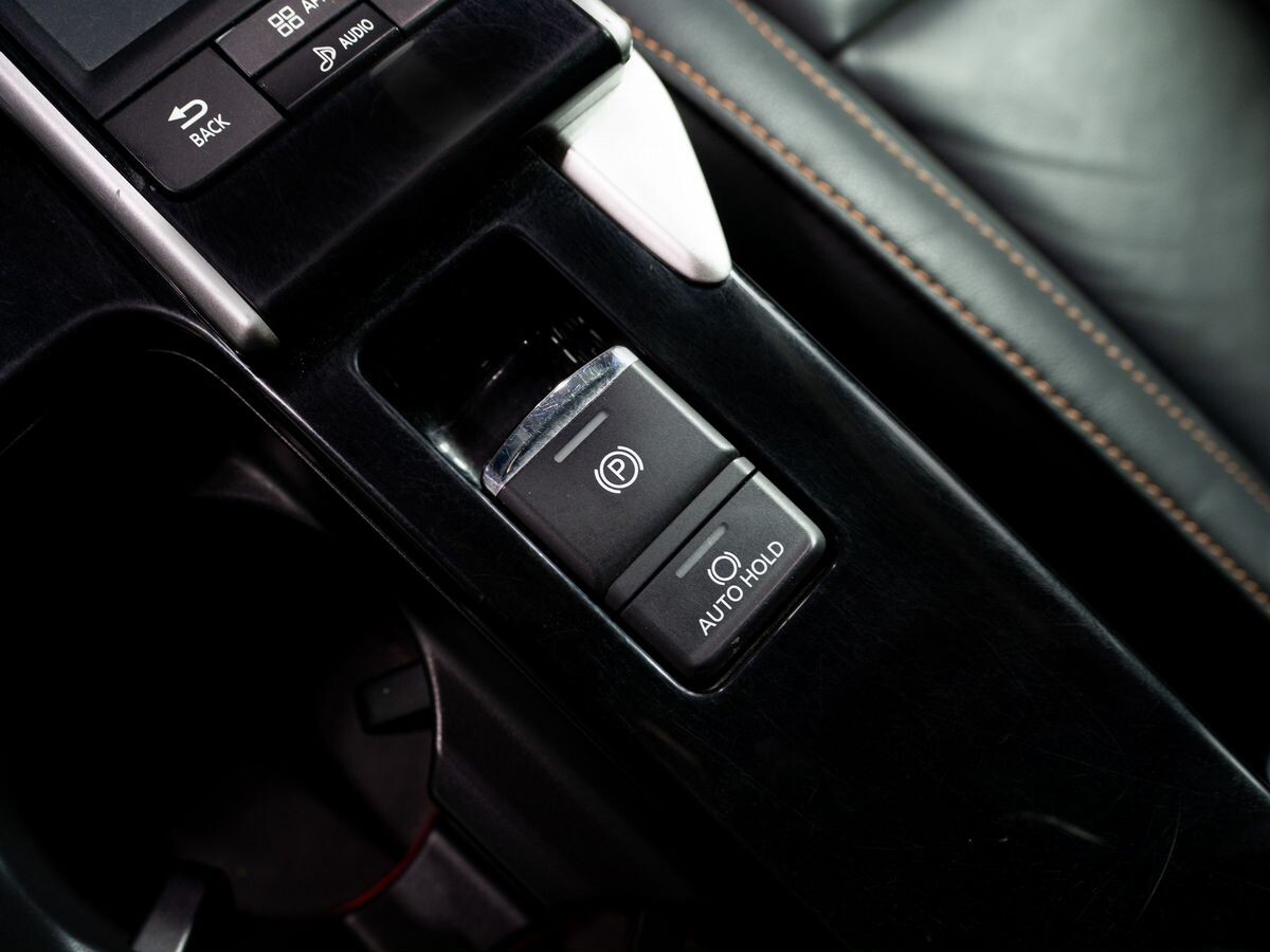 Mitsubishi Eclipse Cross 2018 - фото автомобиля