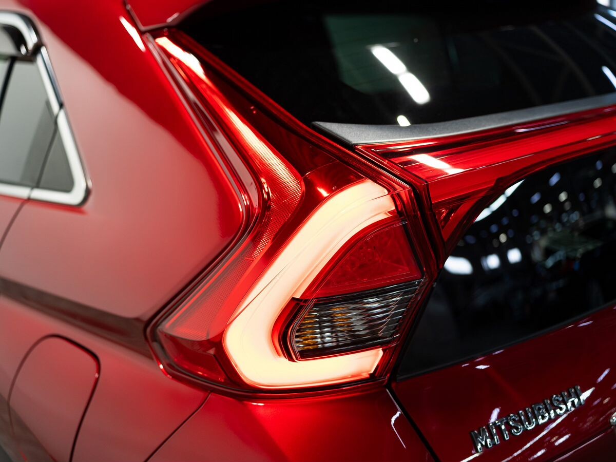 Mitsubishi Eclipse Cross 2018 - фото автомобиля