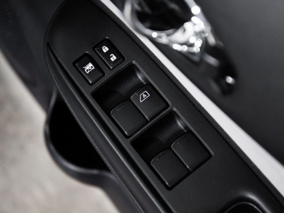 Nissan Note 2019 - фото автомобиля