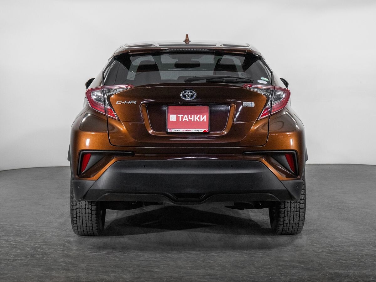 Toyota C-HR 2018 - фото автомобиля