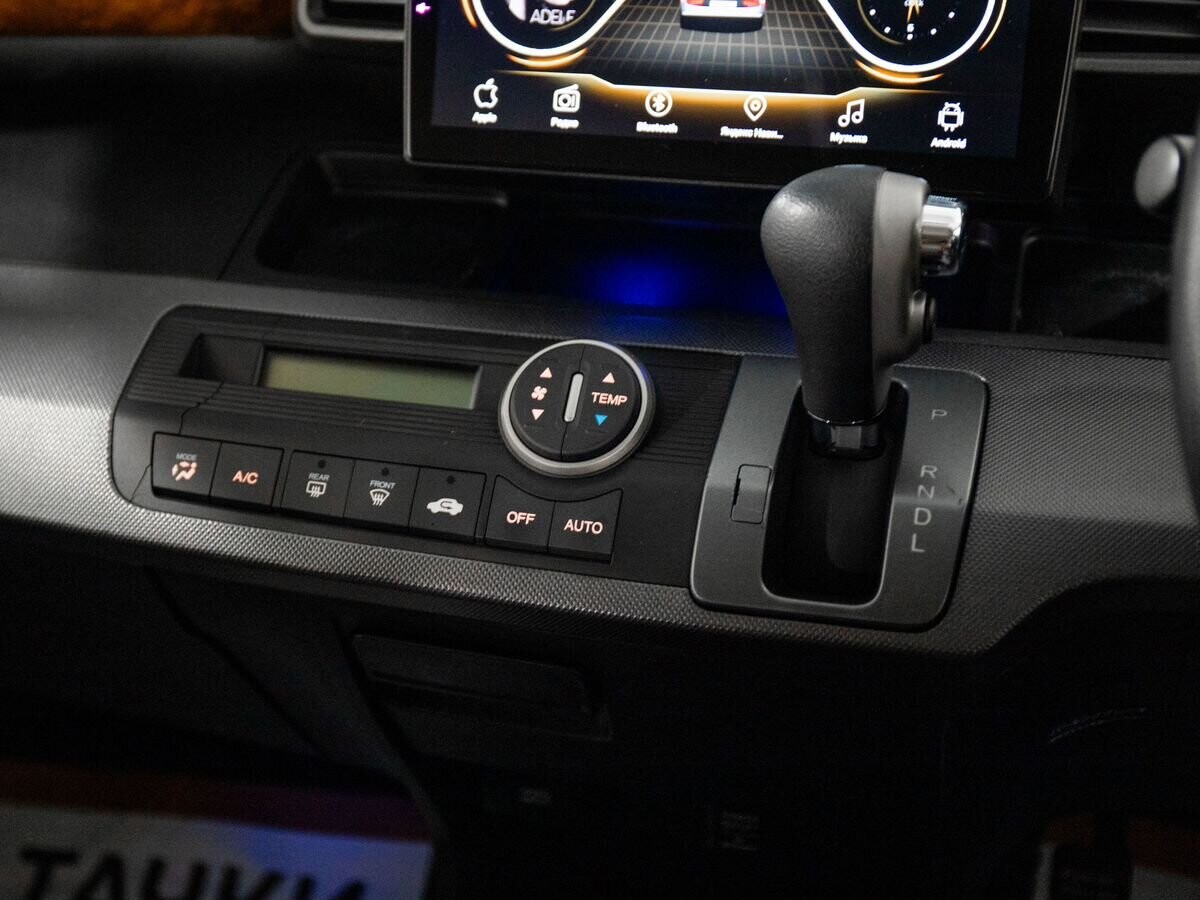 Honda Freed 2008 - фото автомобиля