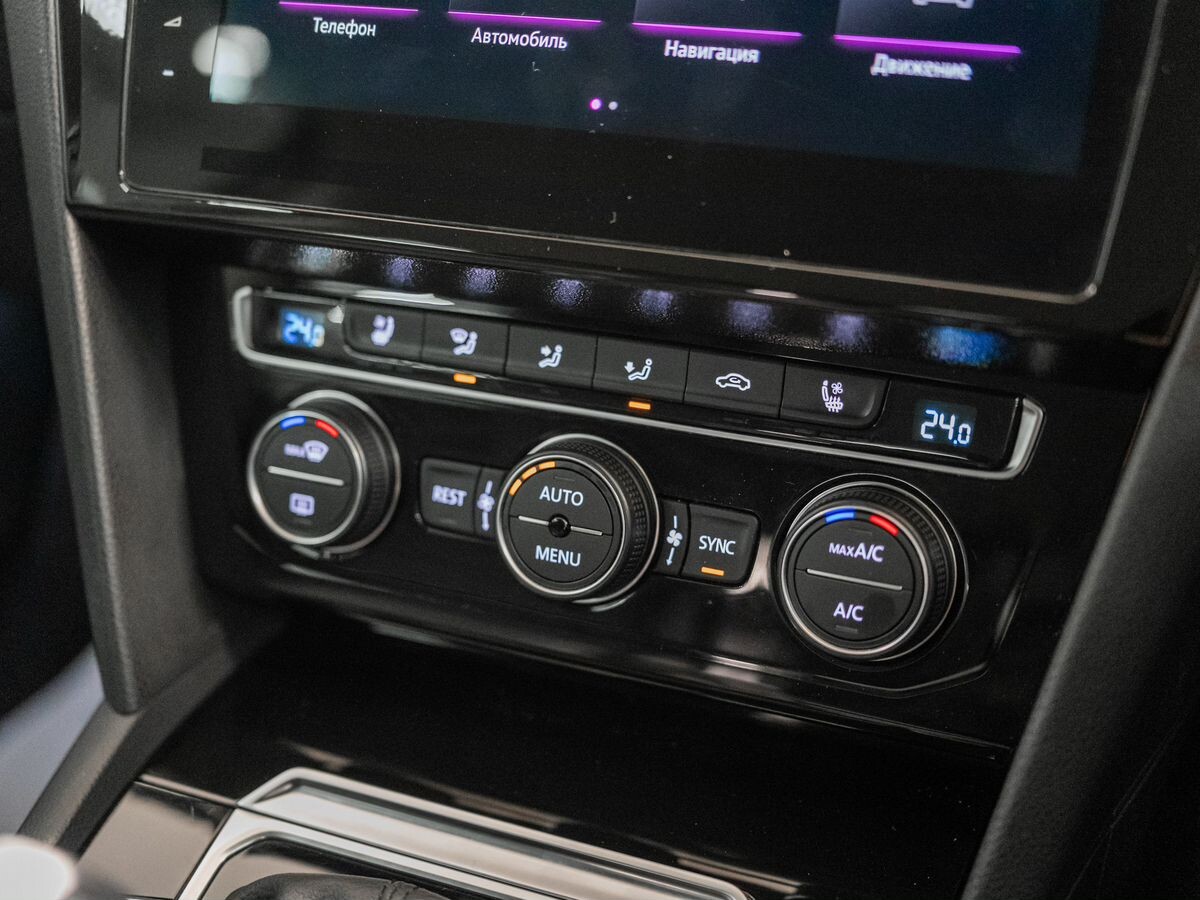 Volkswagen Passat 2016 - фото автомобиля