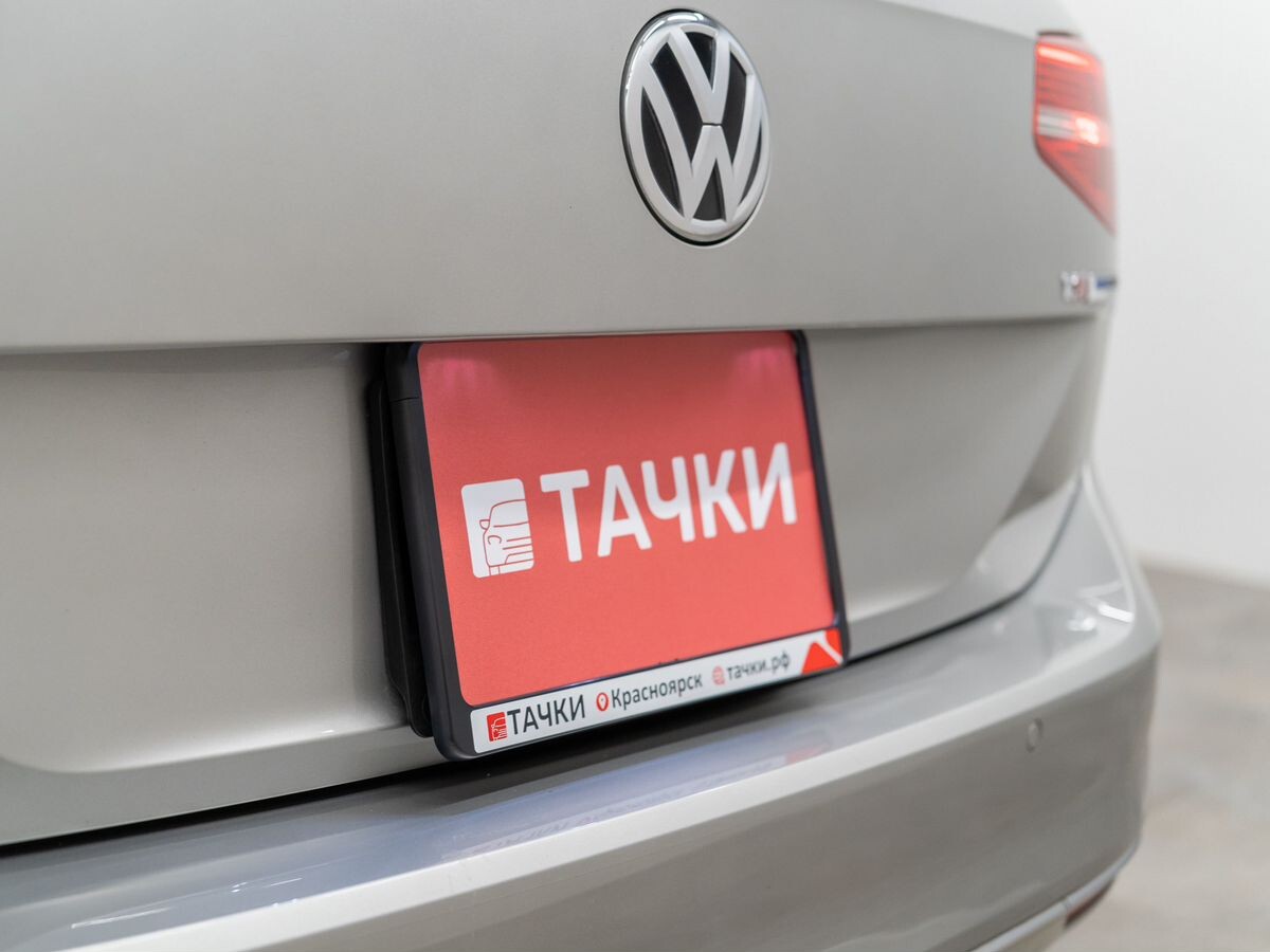 Volkswagen Passat 2016 - фото автомобиля