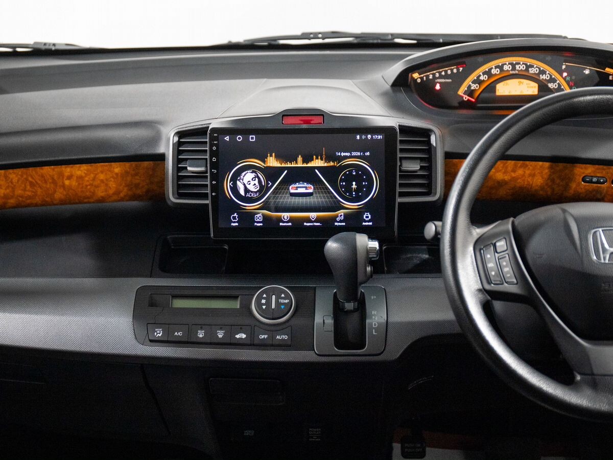 Honda Freed 2008 - фото автомобиля