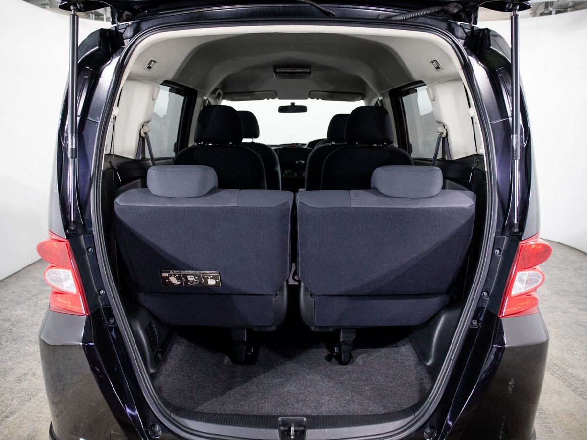 Honda Freed 2008 - фото автомобиля