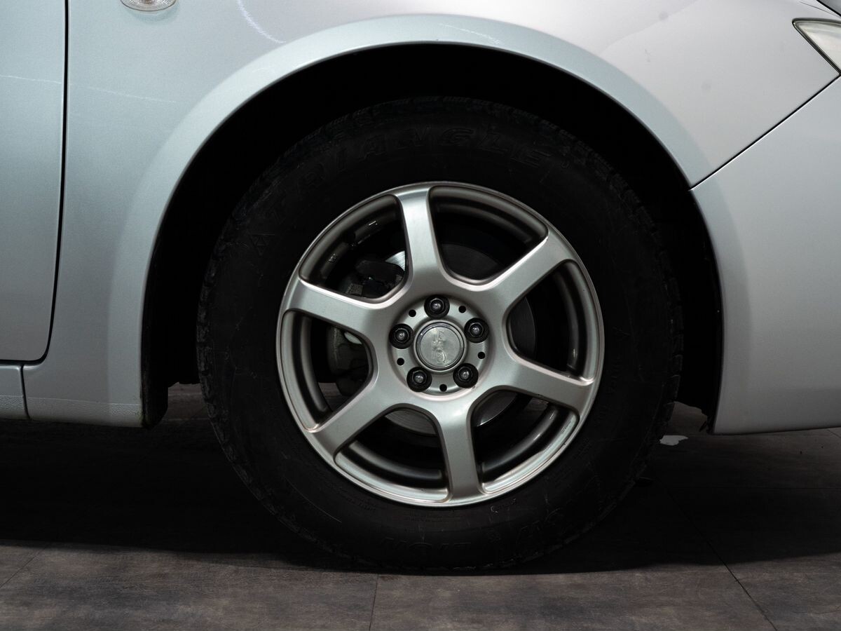 Subaru Impreza 2010 - фото автомобиля