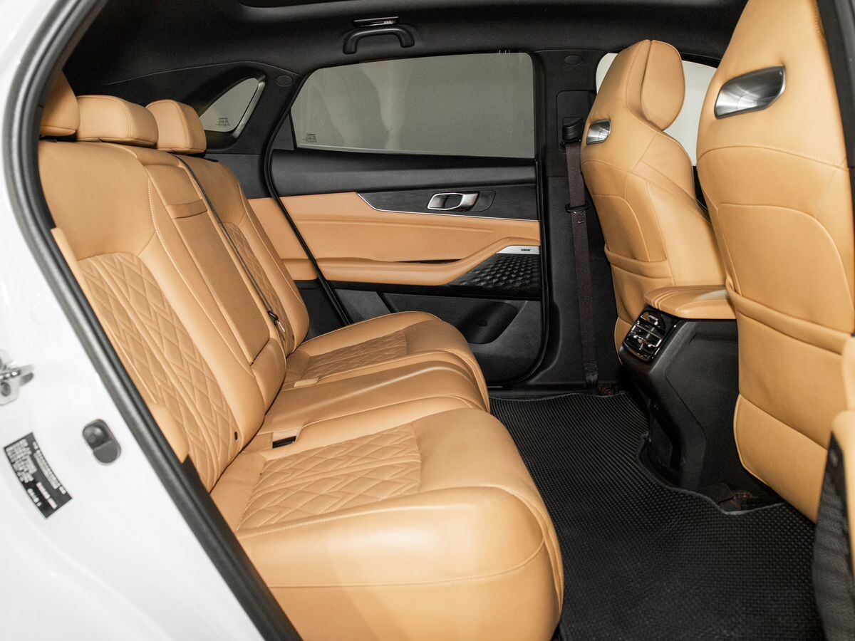 Changan UNI-K 2021 - фото автомобиля