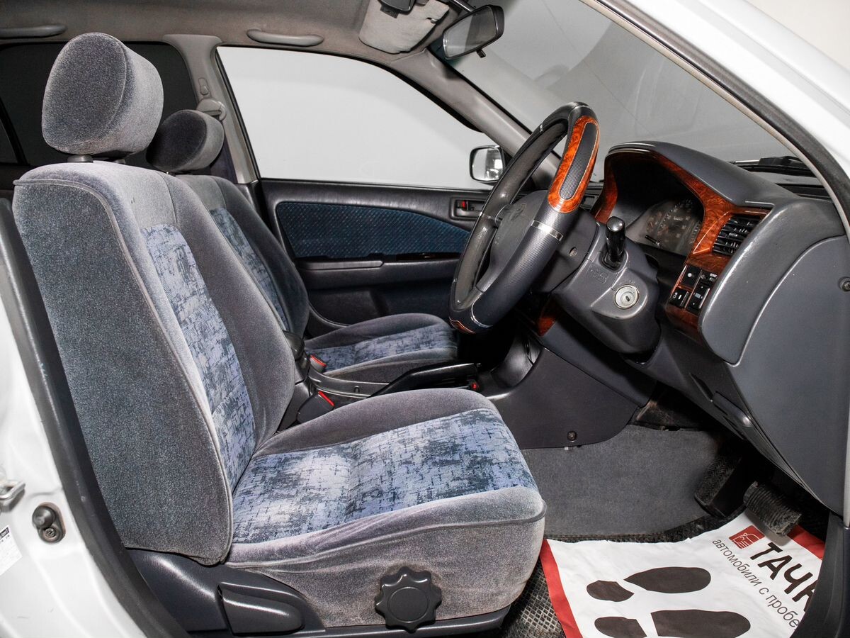 Toyota Corona 1997 - фото автомобиля