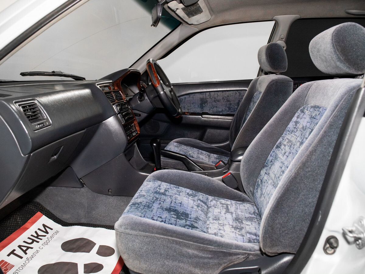 Toyota Corona 1997 - фото автомобиля