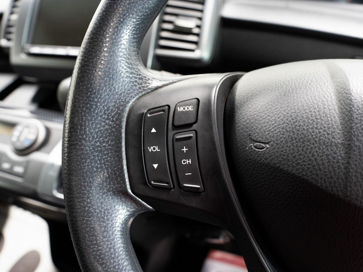 Honda Freed 2009 - фото автомобиля