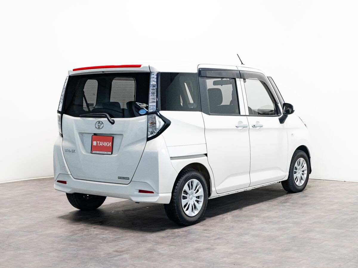 Toyota Tank 2018 - фото автомобиля