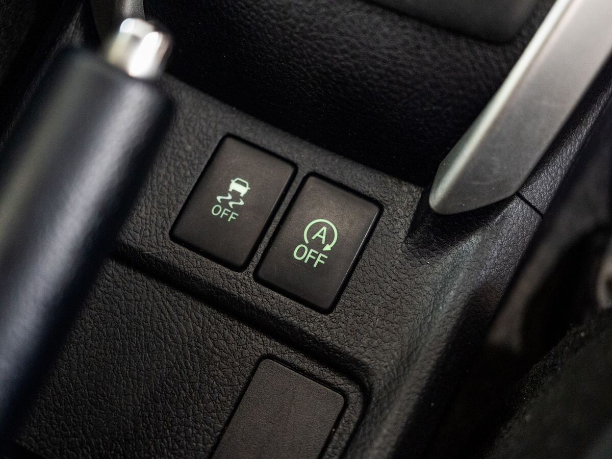 Toyota Corolla 2017 - фото автомобиля