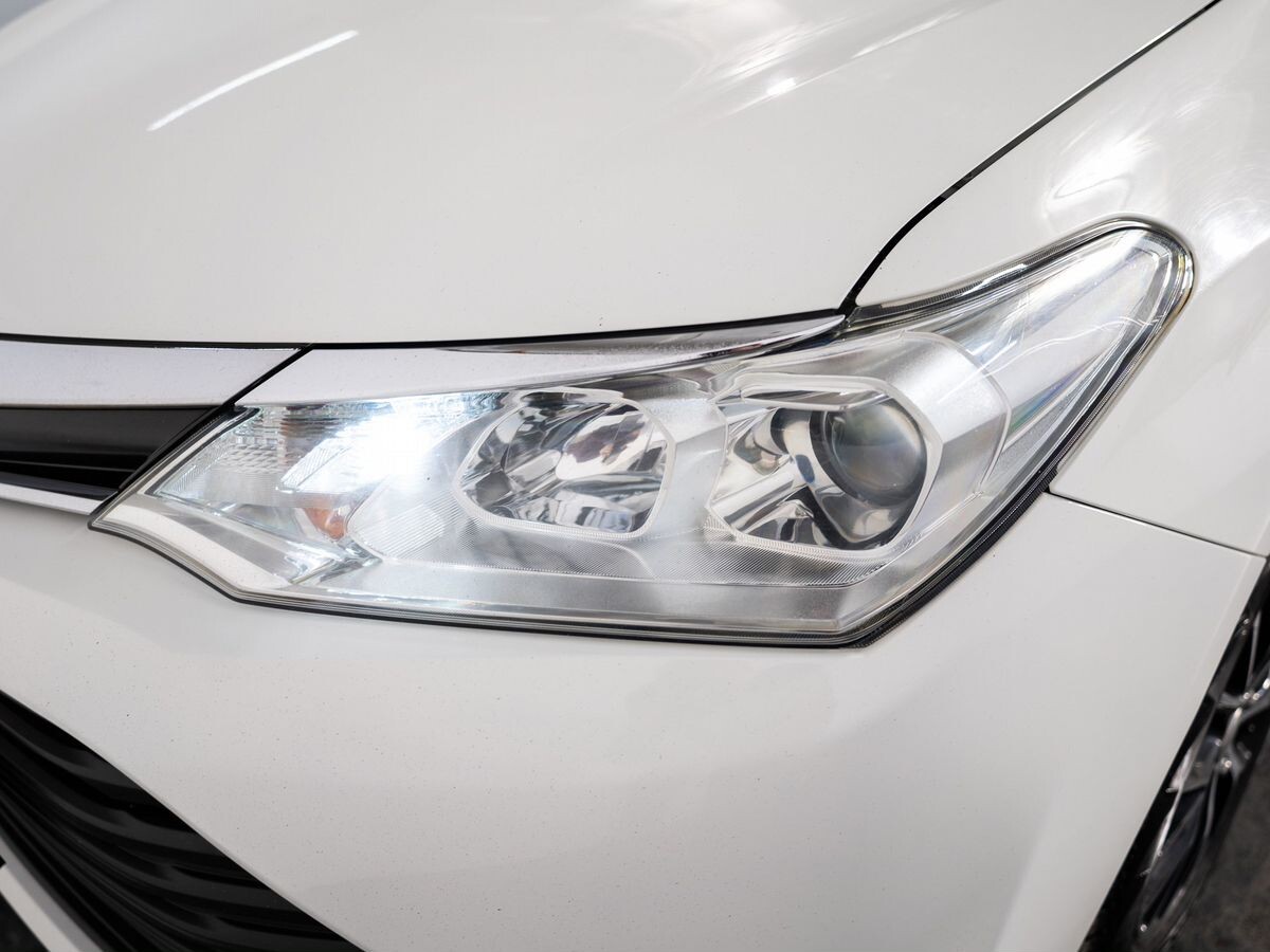 Toyota Corolla 2017 - фото автомобиля