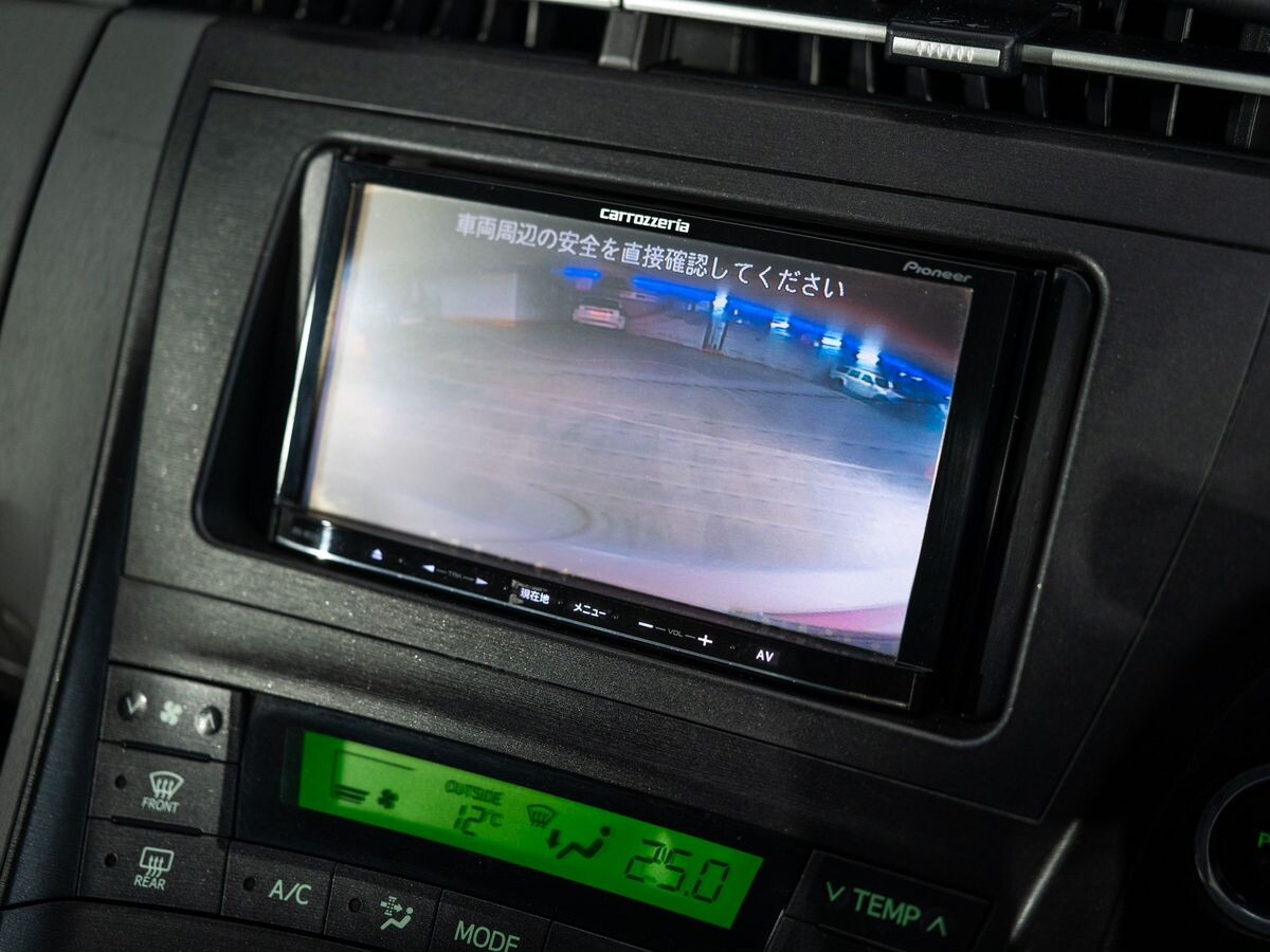 Toyota Prius 2011 - фото автомобиля