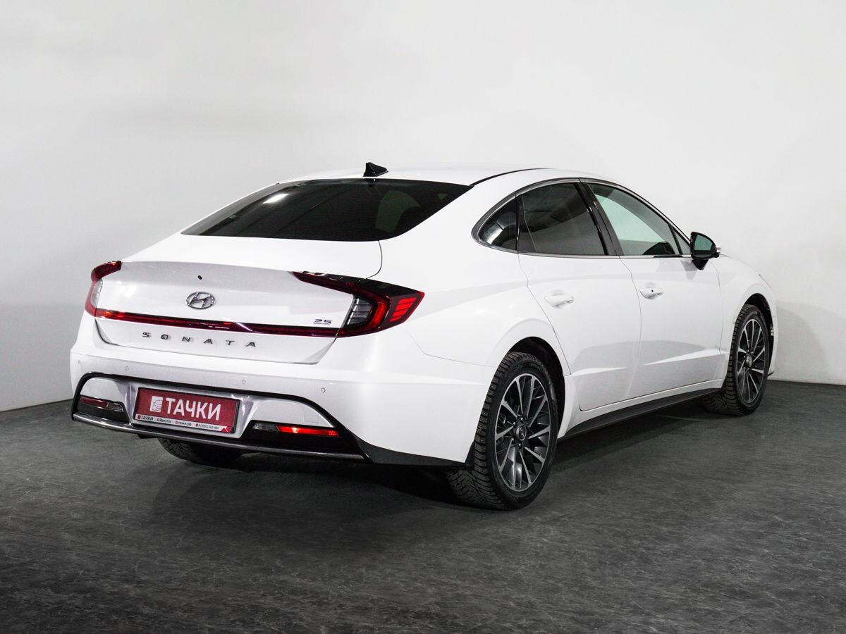 Hyundai Sonata 2020 - фото автомобиля
