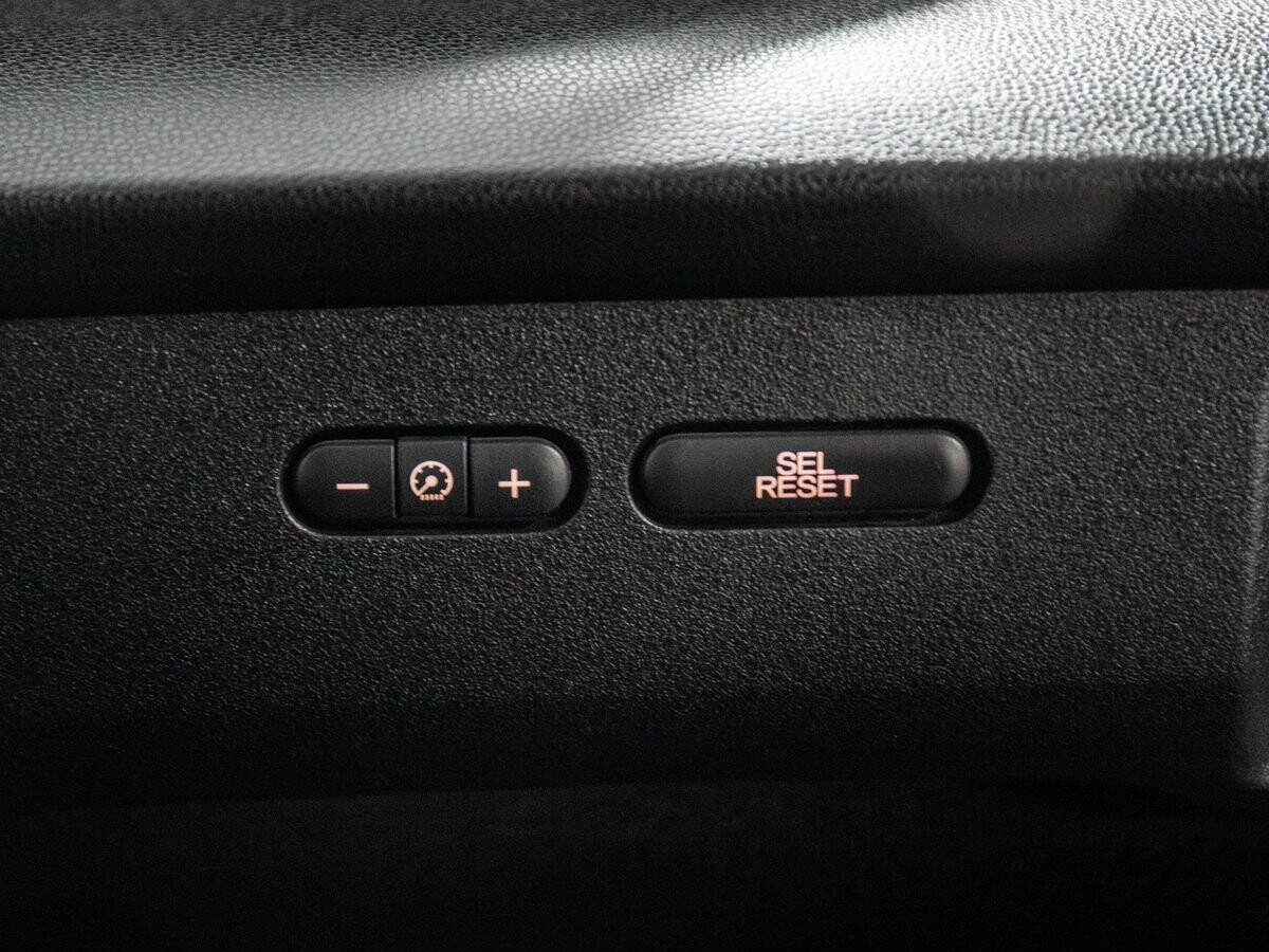 Honda Freed Spike 2010 - фото автомобиля